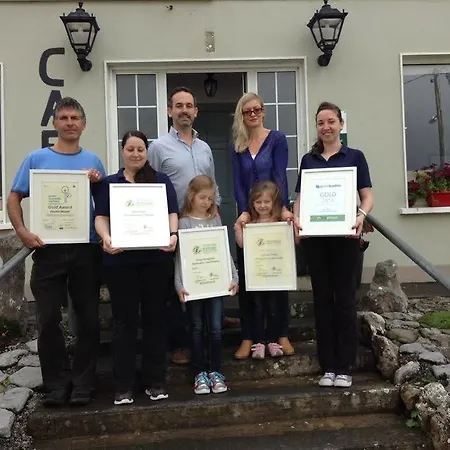 Doolin Hostel * Дулин