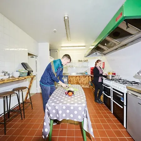 Doolin Hostel Хостел